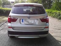 gebraucht BMW X3 xDrive 20d Bi-xenon Navi Sitzheizung