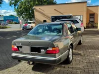 Gebraucht Mercedes E320 220 PS (161 kW) 1993 Grau Limousine