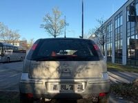 Second-hand Opel Corsa 80 CP (58 kW) 2006 Argintiu Hatchback