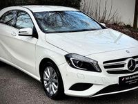 Gebraucht Mercedes A180 109 PS (80 kW) 2012 Weiß Limousine