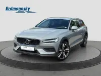 Gebraucht Volvo V60 CC Plus 197 PS (144 kW) 2024 Grau Kombi
