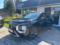 Neu Mitsubishi Outlander P-HEV Select 306 PS (225 kW) 2026 Schwarz SUV