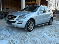 Gebraucht Mercedes ML350 211 PS (155 kW) 2011 Silber SUV