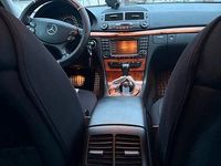 Gebraucht Mercedes E320 224 PS (164 kW) 2008 Silber Limousine