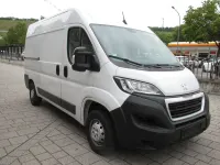 Gebraucht Peugeot Boxer S 120 PS (88 kW) 2023 Weiß Van