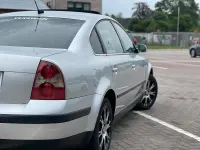 Gebraucht VW Passat 131 PS (96 kW) 2003 Silber Limousine