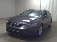 Gebraucht VW Passat 150 PS (110 kW) 2022 Grau Kombi