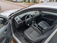 Gebraucht Ford Mondeo Futura 110 PS (80 kW) 2002 Silber Limousine