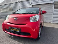 Gebraucht Toyota iQ Basis 68 PS (50 kW) 2009 Rot Kleinwagen