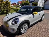 Gebraucht Mini Cooper SE 135 kW (184 PS) 2020 Weiß Kleinwagen