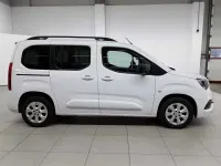 Gebraucht Opel Combo-e Life Elegance 100 kW (136 PS) 2023 Weiss Van / Kleinbus