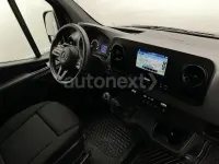 Second-hand Mercedes Sprinter 190 CP (139 kW) 2022 Roșu Van