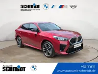 Gebraucht BMW X2 Luxury Line 300 PS (220 kW) 2025 (rot)  fire red SUV