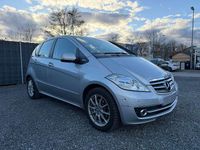 Gebraucht Mercedes A200 140 PS (102 kW) 2011 Polarsilber  metalliclack Kleinwagen