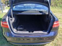 Używany Jaguar XE 163 KM (119 kW) 2015 Niebieski Sedan/Limuzyna