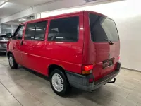 Gebraucht VW Multivan 88 PS (64 kW) 2000 Tornadorot Van / Kleinbus