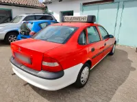 Brugt Opel Vectra 115 HK (84 kW) 1997 Rød Sedan