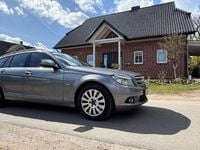 Gebraucht Mercedes C220 Elegance 170 PS (125 kW) 2008 Silber Limousine