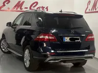 Gebraucht Mercedes ML250 204 PS (150 kW) 2014 Blau SUV