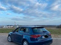 Gebraucht Audi A3 Ambition 125 PS (91 kW) 2015 Blau Limousine