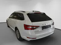 Gebraucht Skoda Superb Active 150 PS (110 kW) 2022 Weiß Kombi