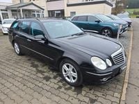 Gebraucht Mercedes E220 Elegance 170 PS (125 kW) 2007 Schwarz Limousine