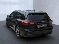 Używany Ford Focus Titanium 125 KM (91 kW) 2024 Czarny Kombi