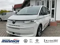 Gebraucht VW Multivan Style 150 PS (110 kW) 2024 Weiß Van / Kleinbus