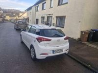 Gebraucht Hyundai i20 YES! 101 PS (74 kW) 2017 Limousine