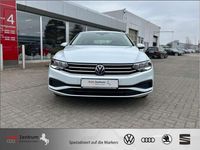 Gebraucht VW Passat Conceptline 150 PS (110 kW) 2022 Weiß Kombi