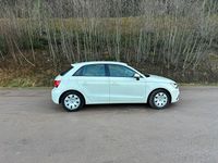 Gebraucht Audi A1 Sportback Ambition 86 PS (63 kW) 2012 Weiß Kleinwagen