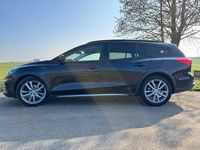 Gebraucht Ford Focus Active 120 PS (88 kW) 2020 Schwarz Limousine