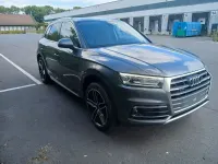 Gebraucht Audi Q5 Sport 190 PS (139 kW) 2019 Grau SUV