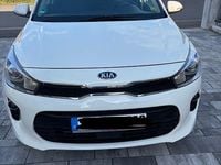 Gebraucht Kia Rio DREAM-TEAM Edition 99 PS (72 kW) 2017 Weiß Limousine