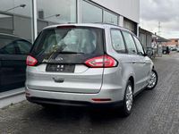 Gebraucht Ford Galaxy Trend 150 PS (110 kW) 2017 Silber Van / Kleinbus
