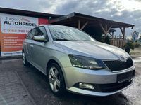 Gebraucht Skoda Fabia Ambition 90 PS (66 kW) 2016 Brilliantsilber metallic Kombi
