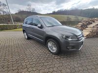 Gebraucht VW Tiguan Cup 140 PS (102 kW) 2015 Grau SUV