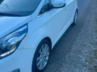 Gebraucht Kia Carens 136 PS (100 kW) 2016 Weiß Van / Kleinbus
