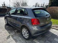 Gebraucht VW Polo Highline 90 PS (66 kW) 2013 Grau Kleinwagen