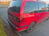 Gebraucht VW Sharan 116 PS (85 kW) 2009 Rot Van / Kleinbus