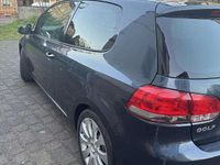 Gebraucht VW Golf VI Trendline 102 PS (75 kW) 2009 Blau Kleinwagen