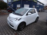 Gebraucht Toyota iQ Basis 68 PS (50 kW) 2013 Weiß Kleinwagen