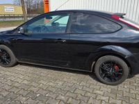 Gebraucht Ford Focus 101 PS (74 kW) 2010 Schwarz Limousine