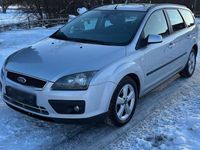Gebraucht Ford Focus 101 PS (74 kW) 2005 Grau Kombi