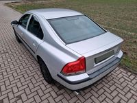 Gebraucht Volvo S60 140 PS (102 kW) 2001 Silber Limousine