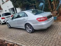 Gebraucht Mercedes E350 231 PS (169 kW) 2009 Silber Limousine