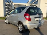 Gebraucht Mercedes A160 95 PS (69 kW) 2011 Silber Kleinwagen