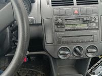 Gebraucht VW Polo 64 PS (47 kW) 2003 Silber Kleinwagen