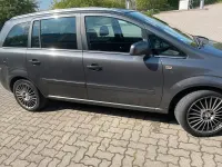 Gebraucht Opel Zafira 115 PS (84 kW) 2009 Schwarz Van / Kleinbus