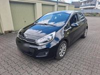 Second-hand Kia Rio 75 CP (55 kW) 2014 Negru Berlinǎ